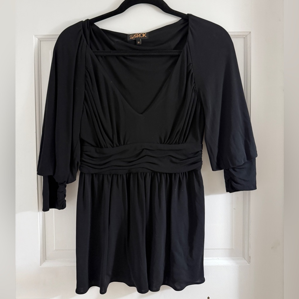 La Rok Black 3/4 Sleeve shirt size XS